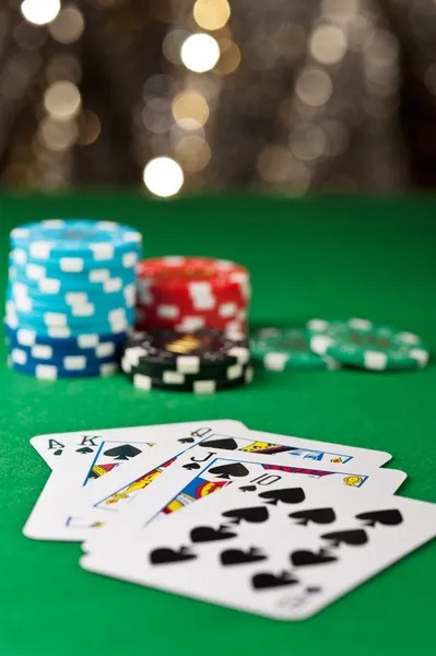 cx777 mobile app home screen showing live blackjack, roulette, and sportsbook sections